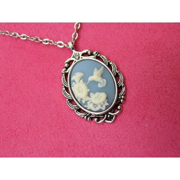 Blue Hummingbird Necklace Pendant Cameo wedding - Picture 9 of 12